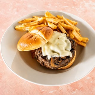 Golden Circle Burger